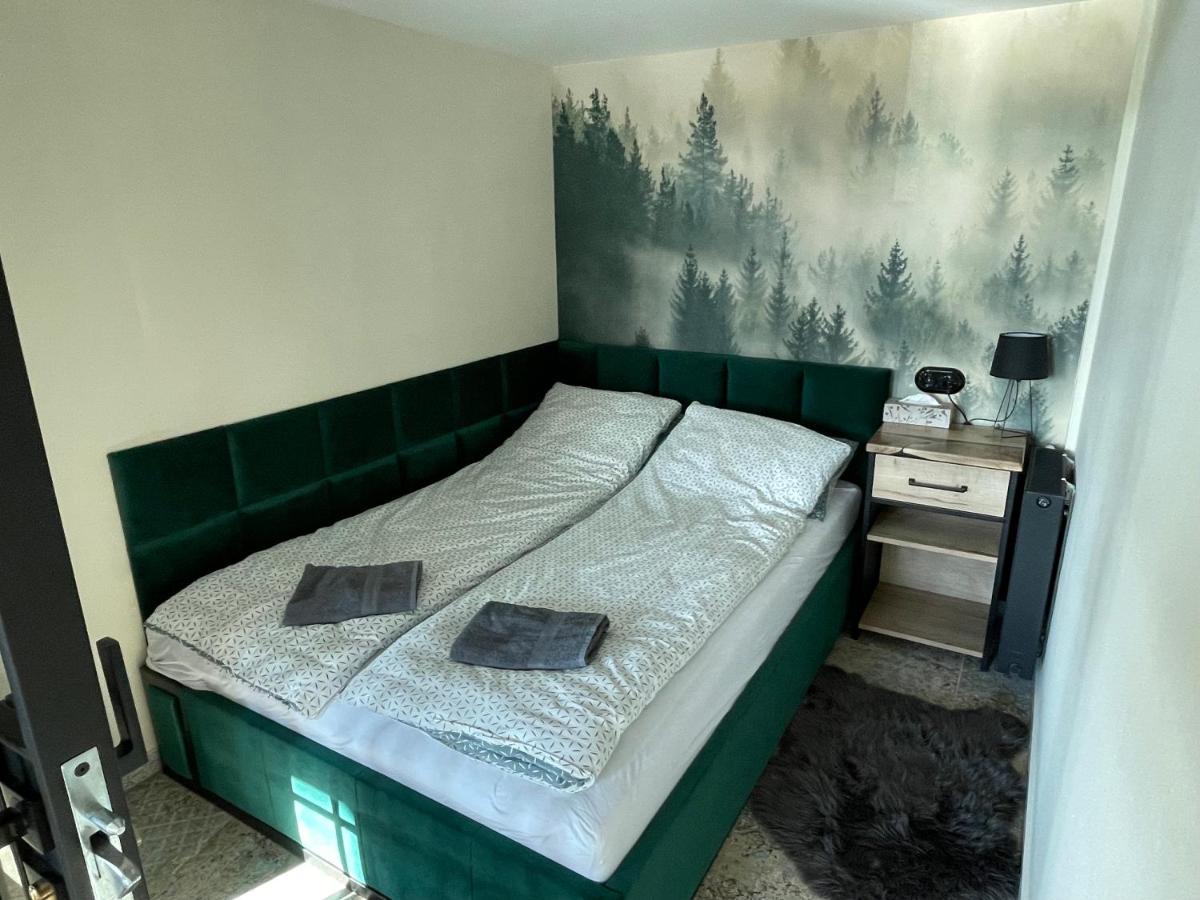 Pod Korona 5 *